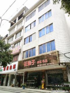 八里街川东一路大市场旁繁华路段整栋楼560平方280万 - 桂林28生活网 www.28life.com