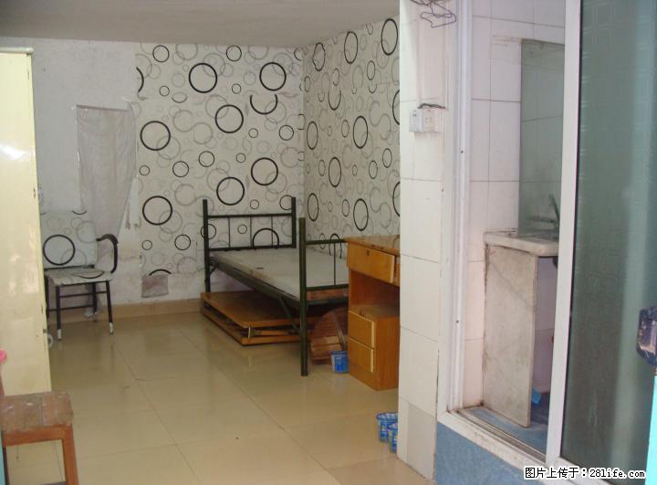 市中心西山路（胜利小区内）一楼 单间配套350元/月 有热水器床衣柜 - 房屋出租 - 房屋租售 - 桂林分类信息 - 桂林28生活网 www.28life.com