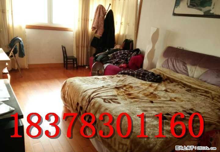 L芦笛路【电子衡器】厂大院 精装 三房两厅两卫 127? 带15平方大杂间68万 - 房屋出售 - 房屋租售 - 桂林分类信息 - 桂林28生活网 www.28life.com