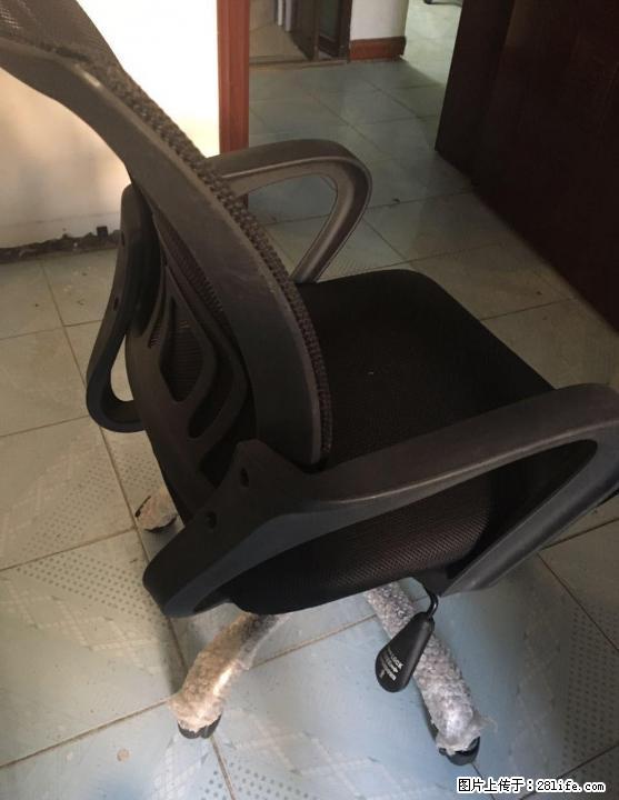 电脑椅，刚买一个月，99新，70块拿走 - 各类家具 - 居家生活 - 桂林分类信息 - 桂林28生活网 www.28life.com