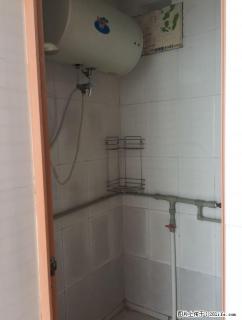 施家园隐龙居对面25路车到达 - 桂林28生活网 www.28life.com