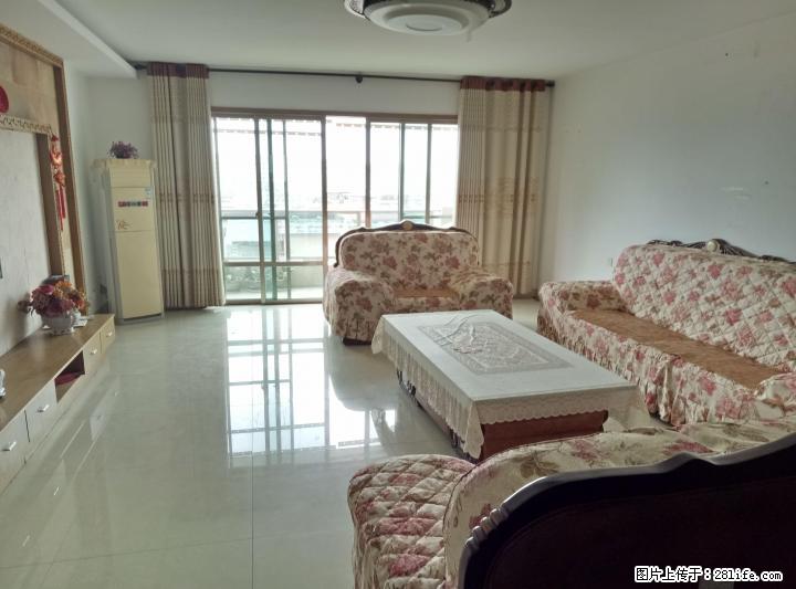 C七星区  毅峰路  世纪新城  大平层 161? 三房两厅两卫  电梯房  精装房  售价112万 - 房屋出售 - 房屋租售 - 桂林分类信息 - 桂林28生活网 www.28life.com