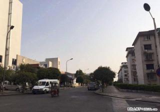 C七星区  毅峰路临街旺铺带租约26.43平仅售55万 - 桂林28生活网 www.28life.com