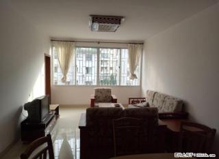 C七星区 体育馆对面 樱特莱庄园 2房2厅1卫  5楼 不是顶楼  采光好 1800元/月 看房方便 - 桂林28生活网 www.28life.com