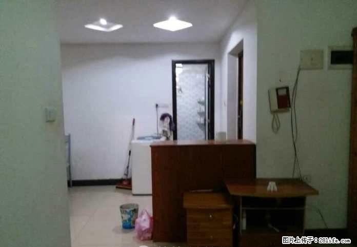 东源小区三里店大圆盘椿记烧鹅附近电梯四楼大单间配套1000元家电家具齐全 - 房屋出租 - 房屋租售 - 桂林分类信息 - 桂林28生活网 www.28life.com