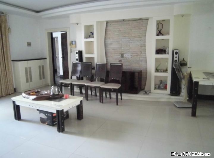 崇善小学学区房 桂名大厦中山中路西城路对面，电梯7楼3房2厅2卫150平方有物业130万元 - 房屋出售 - 房屋租售 - 桂林分类信息 - 桂林28生活网 www.28life.com