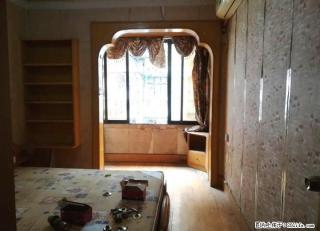 福旺街文明路0773酒店后面,三楼,2房1厅 木地板家电家具全,1200元/月 可停摩托车 - 桂林28生活网 www.28life.com