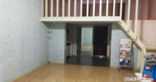办公室出租和居住 南溪公寓南溪公园对面电梯三楼临街大单间配套有阁楼约50平方1000元 - 桂林28生活网 www.28life.com