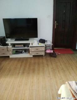 三多路公安局对面榕湖小学附近，四楼，2房1厅精装修家电家具全多数是新的1500元月可议 - 桂林28生活网 www.28life.com