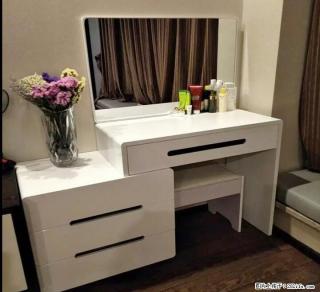 全新的梳妆台便宜卖了。 - 桂林28生活网 www.28life.com