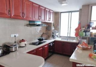 R 七星龙隐小学 甲天下广场对面 鑫海国际 豪华装修4房2厅2卫 - 桂林28生活网 www.28life.com