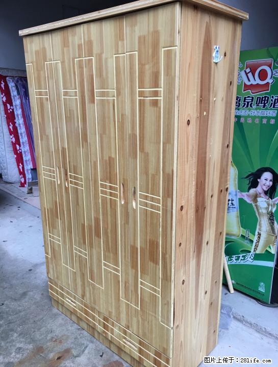 大学生创业，买了2个月一直没用过的实木衣柜，现在便宜卖，包送货 - 各类家具 - 居家生活 - 桂林分类信息 - 桂林28生活网 www.28life.com
