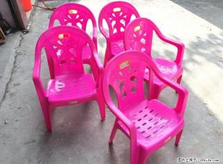 9成新宵夜摊靠背椅，10元一张便宜处理，一共有17张 - 桂林28生活网 www.28life.com