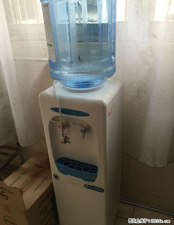 办公室/家用沙发床一个，美的饮水机1台，安吉尔饮水机1台，都带桶，欲购从速 - 各类家具 - 居家生活 - 桂林分类信息 - 桂林28生活网 www.28life.com