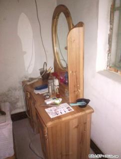 梳妆台，因为搬迁便宜出售 - 桂林28生活网 www.28life.com