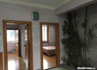 市中心，榕湖旁，崇善路政府大院二房一厅1700元 - 桂林28生活网 www.28life.com