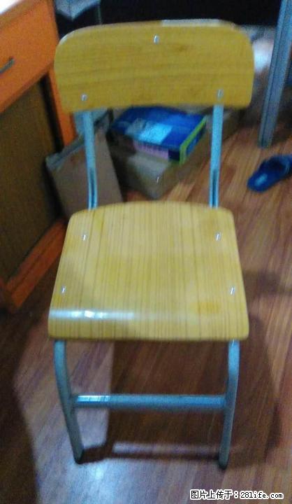 学校培训自用课座椅更新，旧桌椅处理中 - 各类家具 - 居家生活 - 桂林分类信息 - 桂林28生活网 www.28life.com