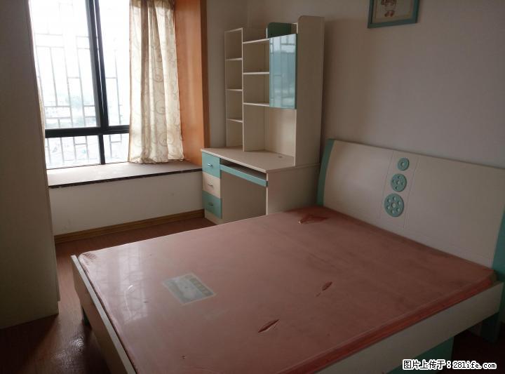 北极广场抗战路沃尔玛旁独秀公寓11楼3房2厅2卫125平米70万 - 房屋出售 - 房屋租售 - 桂林分类信息 - 桂林28生活网 www.28life.com