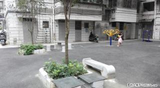 火车南站附近的南新小区，交通方便，闹中有静三房两厅两卫，有停车位. - 桂林28生活网 www.28life.com