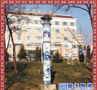 陶瓷灯柱 景德镇景观照明灯柱供应厂家 摆设青花手绘灯柱 - 桂林28生活网 www.28life.com