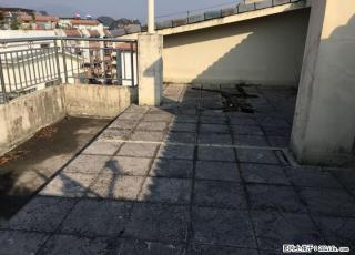 W(出售) 邻近龙隐小学双平台【绿海星城】楼梯3层复式300?270万 - 桂林28生活网 www.28life.com