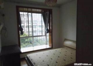 【租】骖鸾路旅专家园旁，太和苑，3房2厅2卫，4楼，精装，拎包入住，2300元/月 - 桂林28生活网 www.28life.com