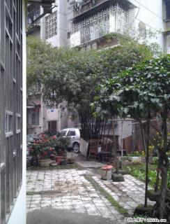 象山区西城步行街三巷(交通银行后面)单间配套,1楼新装修,家具家电齐全,都是新 - 桂林28生活网 www.28life.com