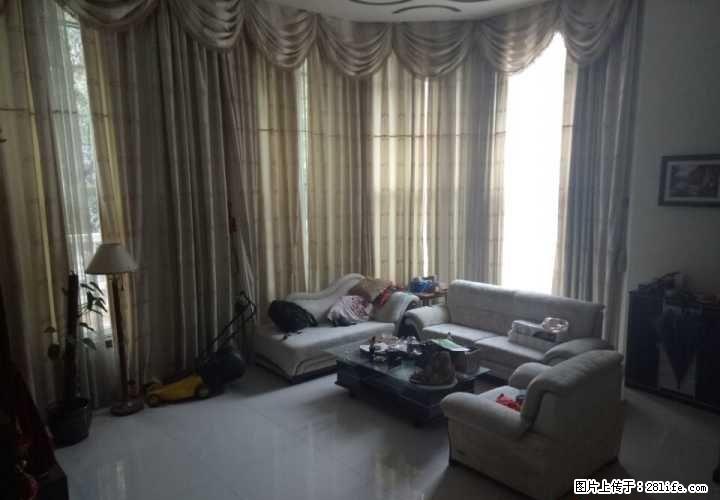 Y江岸美庐 豪装3层复式别墅 个人阳台+超大花园 5房3厅3卫 251平 260万 - 房屋出售 - 房屋租售 - 桂林分类信息 - 桂林28生活网 www.28life.com