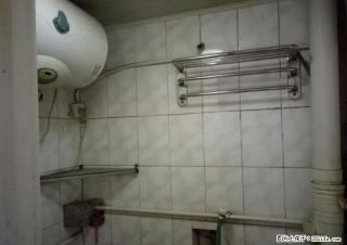 北极广场附近三房一厅出租或出售 - 桂林28生活网 www.28life.com