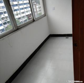 出售:中山北路3房2厅1卫,5楼非顶,101平米厅大房宽,97年建,阳台较宽实用,便看。 - 桂林28生活网 www.28life.com