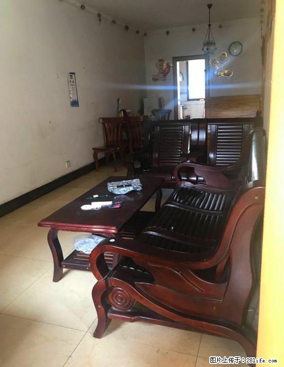 南站对面二楼一房一厅没有冰箱,其它都有750。 - 房屋出租 - 房屋租售 - 桂林分类信息 - 桂林28生活网 www.28life.com