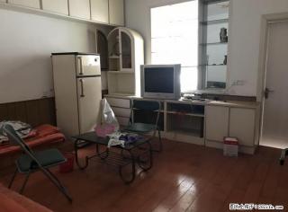 双学区市中心榕荫路一房一厅带独立天面 - 桂林28生活网 www.28life.com