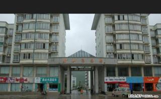 临桂金水湾花园带卷闸门车库出租 - 桂林28生活网 www.28life.com