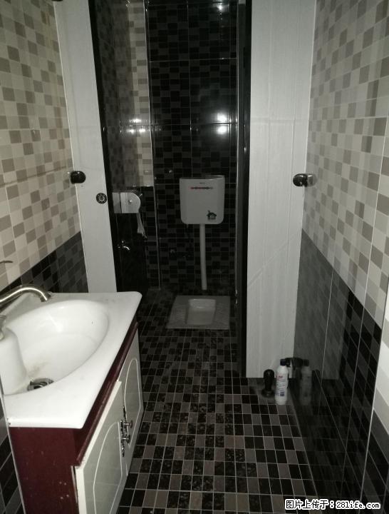 市中心，不贵，既可当门面又可住宿，西城路步行街2楼，2楼有个大平台花园 - 房屋出租 - 房屋租售 - 桂林分类信息 - 桂林28生活网 www.28life.com