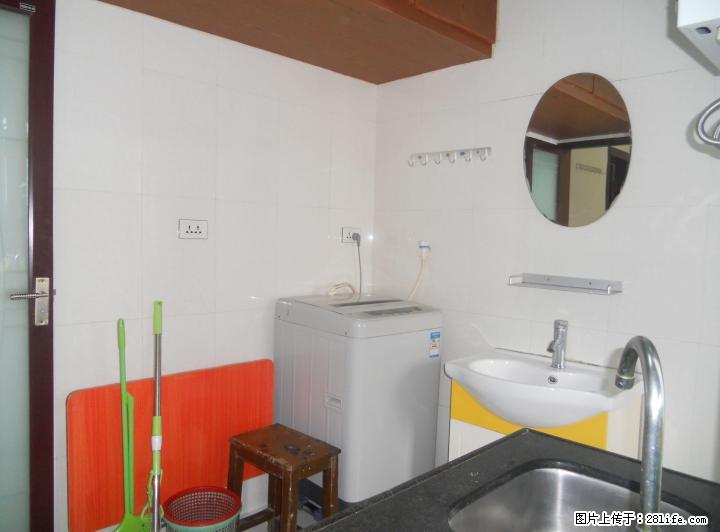 市中心十字街解放西路五楼两台空调好一房一厅一卫租1300元有钥匙看房实价 - 房屋出租 - 房屋租售 - 桂林分类信息 - 桂林28生活网 www.28life.com