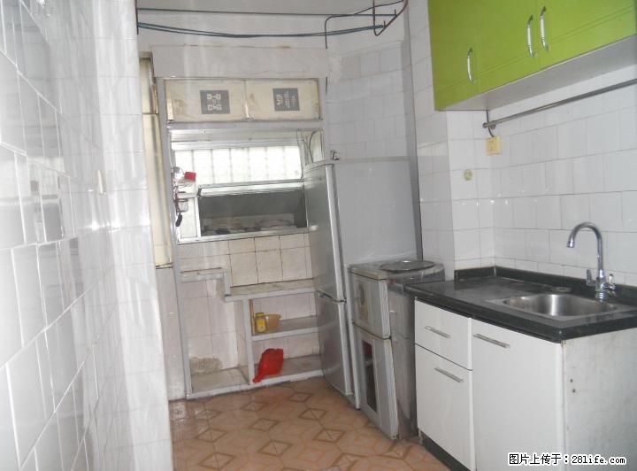 市中心丽君路建行附近四楼空调超大单间配套租750元家电家俱齐全有钥匙看房 - 房屋出租 - 房屋租售 - 桂林分类信息 - 桂林28生活网 www.28life.com