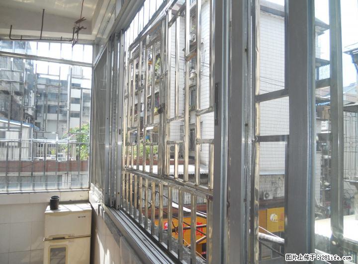 市中心丽君路好又多超市附近三楼两台空调好三房一厅一卫租1300元有钥匙看房 - 房屋出租 - 房屋租售 - 桂林分类信息 - 桂林28生活网 www.28life.com