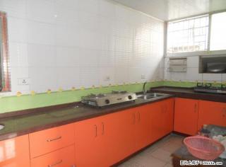 市中心丽君路桂林银行旁平台上四楼叁台空调大二房一厅一卫租1300元有钥匙看房 - 桂林28生活网 www.28life.com