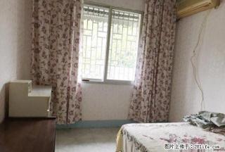 三里店 龙隐小学对面 单位宿舍 3房1厅 2楼 拎包入住 - 桂林28生活网 www.28life.com