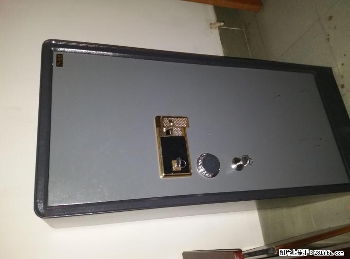 五折转让只买1个月的保险柜 - 办公设备 - 办公设备 - 桂林分类信息 - 桂林28生活网 www.28life.com