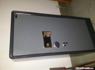 五折转让只买1个月的保险柜 - 桂林28生活网 www.28life.com