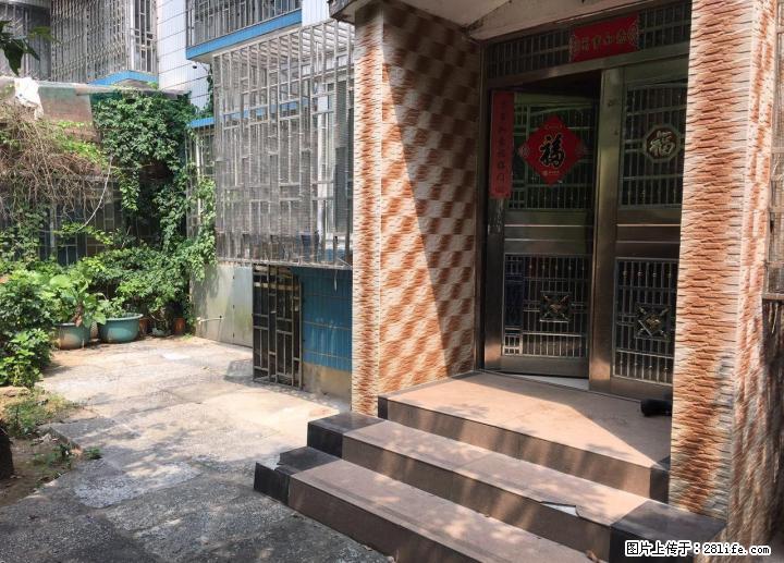 奇峰小筑一楼带院子办公用房138平米出租 - 房屋出租 - 房屋租售 - 桂林分类信息 - 桂林28生活网 www.28life.com