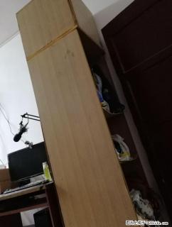 1.3米1.95米的沙发床+三开门衣柜+电脑桌+婴儿衣柜任选三样100元 - 桂林28生活网 www.28life.com