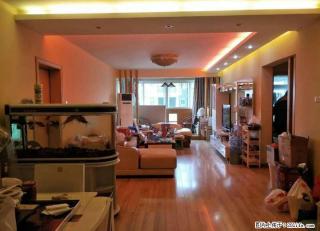 tt 三里店 景韵世家 龙隐学区  电梯10楼 豪装3房2厅 132? 100万！ - 桂林28生活网 www.28life.com