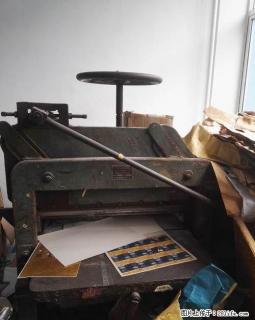 老式切纸刀-废铁价格--就卖废铁价格-对开老式切纸刀就卖废铁价格 - 桂林28生活网 www.28life.com