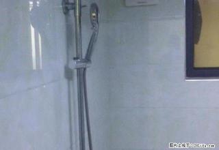 新房首次出租真皮沙发空调等配套齐全 - 桂林28生活网 www.28life.com