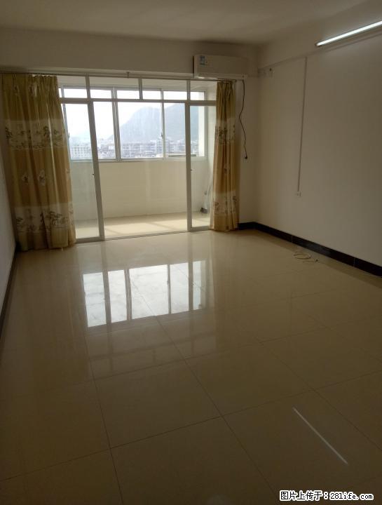 经贸大厦单间配套电梯房6楼6号房,53平米居住办公皆可,有物业、停车场,火车南站附近 - 房屋出租 - 房屋租售 - 桂林分类信息 - 桂林28生活网 www.28life.com