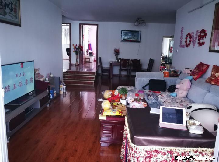 三室两厅两卫（赠送十几平的杂物间），南北通透，交通便捷 - 房屋出售 - 房屋租售 - 桂林分类信息 - 桂林28生活网 www.28life.com