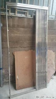 闲置二手不锈钢拉闸门 - 桂林28生活网 www.28life.com