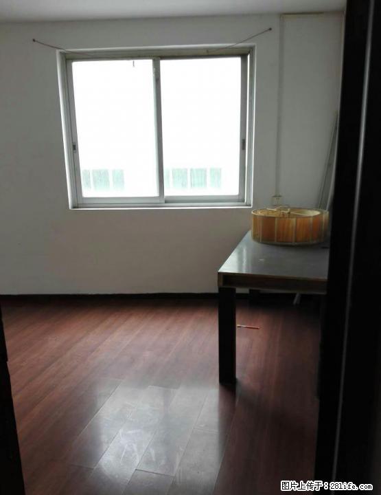 人民医文明路象山公园旁当街工行楼上3房2厅适合办公或午拖场所 - 房屋出租 - 房屋租售 - 桂林分类信息 - 桂林28生活网 www.28life.com